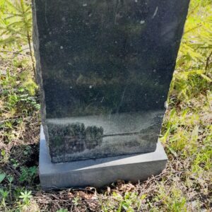 Maisema hautakivessä